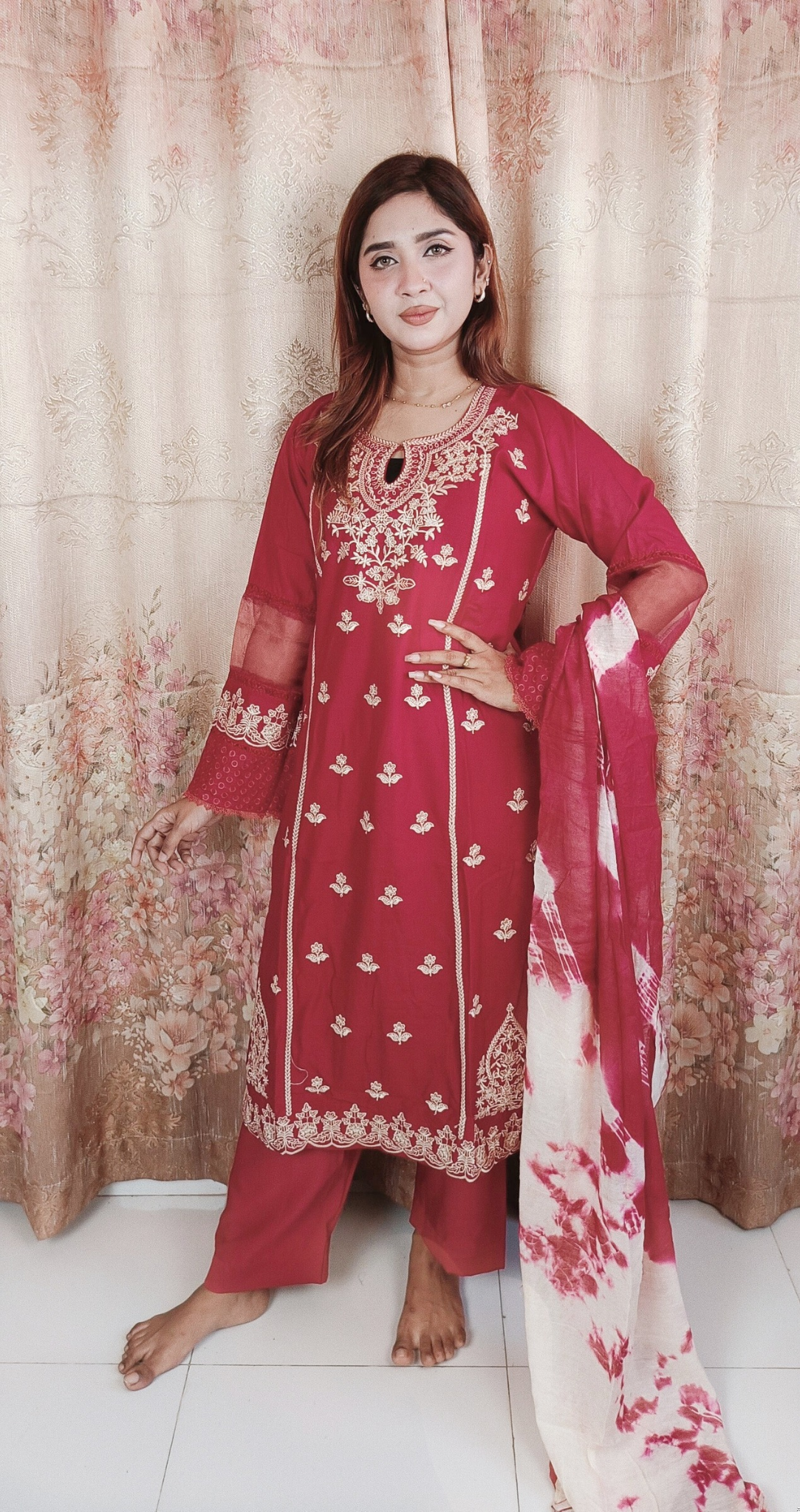 বিলাসী এমব্রয়ডারি থ্রি পিছ